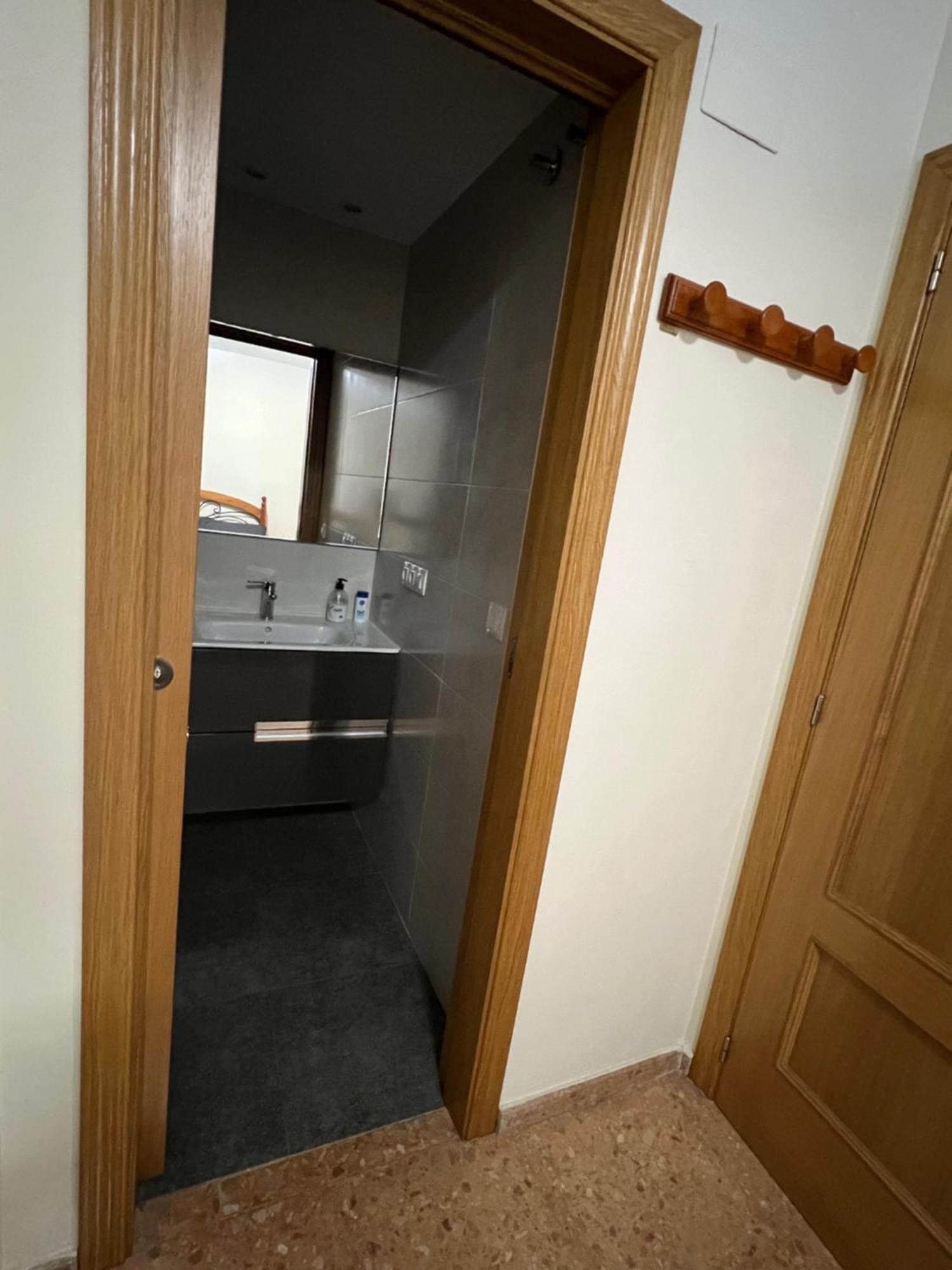 Апартаменты Habitacion Doble Con Bano Privado Валенсия Экстерьер фото